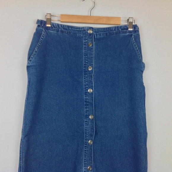 90’s Blue Denim Lightweight Straight Skirt by Charter Club